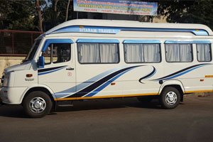 Luxury Bus 27 Seater